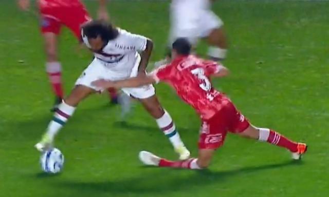 1691308580240075984.jpg v体育-对手膝盖被踩脱臼得休1年 马塞洛为何还赢得尊重?