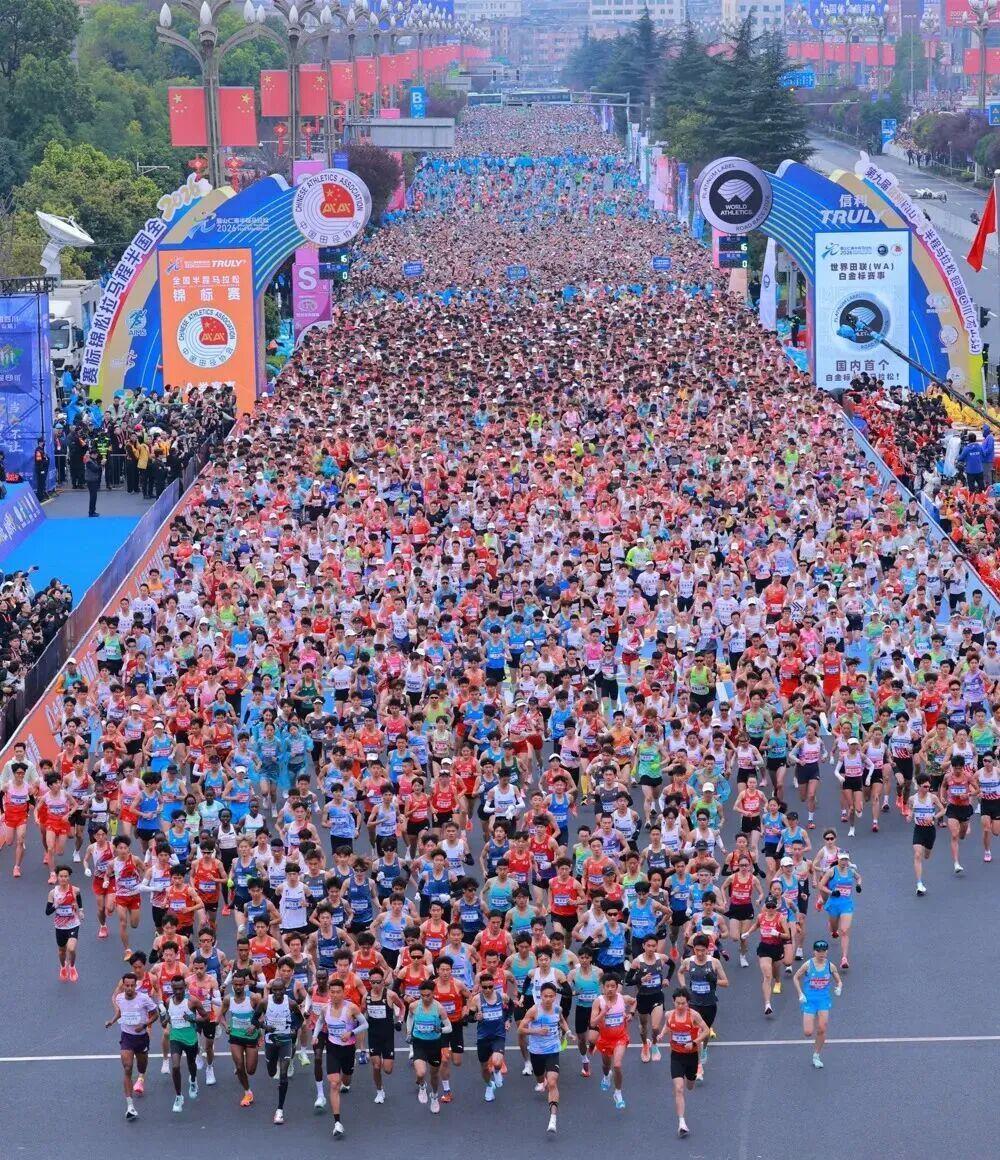 v体育-为什么有2万人来仁寿跑马拉松？
